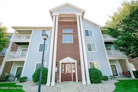 2604 Aristocrat Pl #301 Louisville, KY 40299