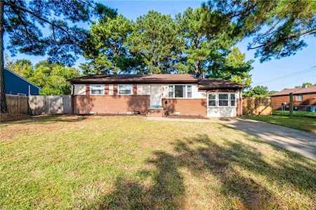 1102 Baskerville Ln Portsmouth, VA 23701