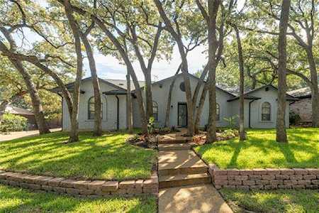 1907 Scarlett Court Arlington, TX 76012
