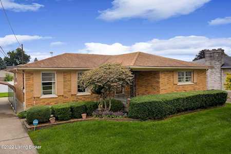 2006 Shadow Fern Dr Louisville, KY 40216