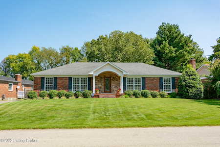 517 Selkirk Ln Louisville, KY 40223