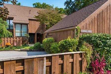 4962 Wintersong Lane Westerville, OH 43081