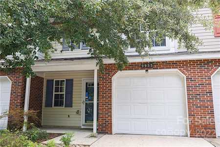 9955 Reindeer Way Ln Charlotte, NC 28216