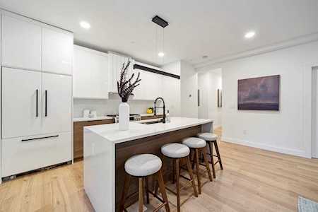 118 Spring St #1 Cambridge, MA 02141