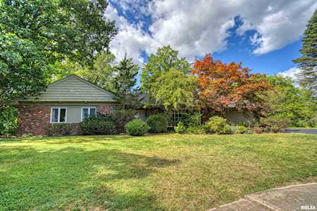2936 W Winterberry Ln Peoria, IL 61604