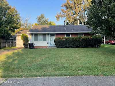 3645 Kelly Way Louisville, KY 40220
