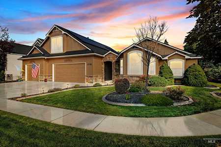 1738 W Puzzle Creek Ct Meridian, ID 83646