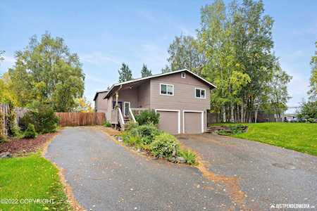 7551 Cranberry Street Anchorage, AK 99502