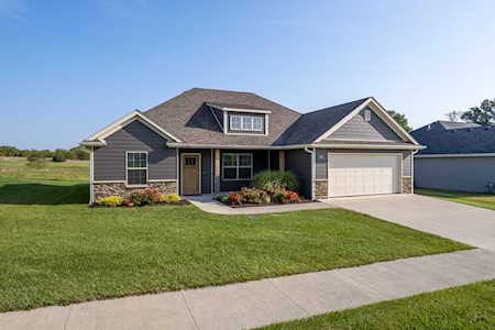 7001 Bayfield DR Columbia, MO 65202