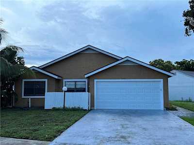 4120 Brook Cir West Palm Beach, FL 33417