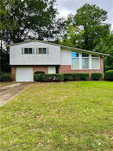 5513 Barnhollow Rd Norfolk, VA 23502