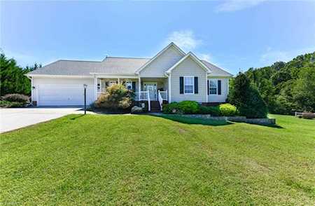 6804 Pritchett Meadows Court Browns Summit, NC 27214