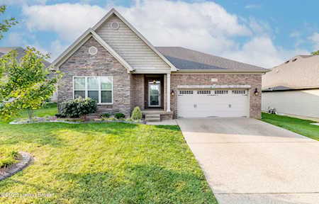 11704 English Meadow Dr Louisville, KY 40229