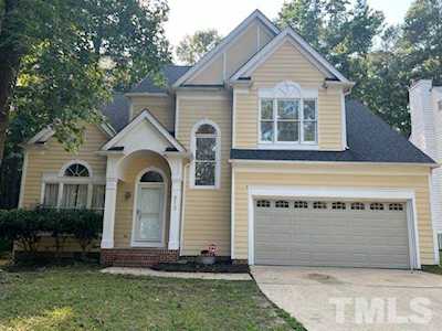 913 Beddingfield Drive Knightdale, NC 27545