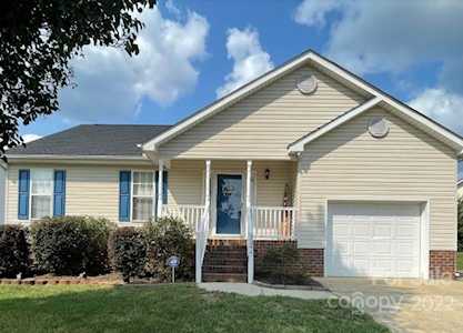 5044 Daffodil Ln Concord, NC 28025