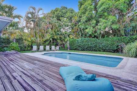 1635 NE 6th Ct Fort Lauderdale, FL 33304