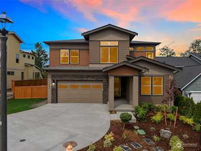 16022 124th Ct NE #1 Woodinville, WA 98072