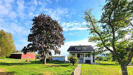 20 E Little Island Rd Cathlamet, WA 98612