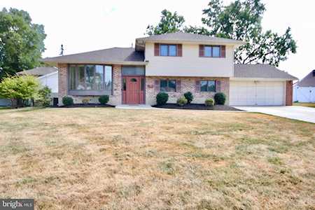 17 Albert Rd Glendora, NJ 08029