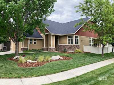 3460 S Ascaino Ave Meridian, ID 83642