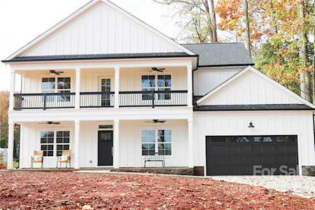 188 Woodstream Circle Mooresville, NC 28117