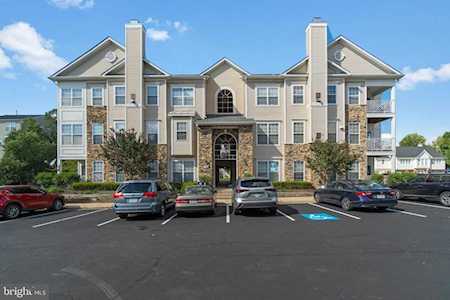 5908 Founders Hill Dr #301 Alexandria, VA 22310