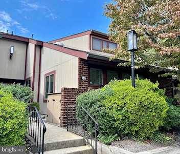 165 Uxbridge Cherry Hill, NJ 08034