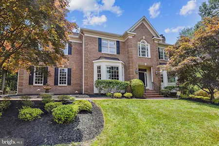 11543 Tralee Dr Great Falls, VA 22066
