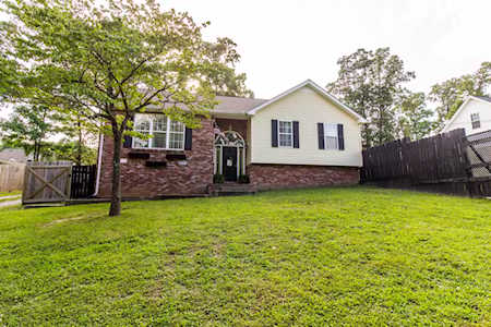 142 Sherron Dr Dickson, TN 37055