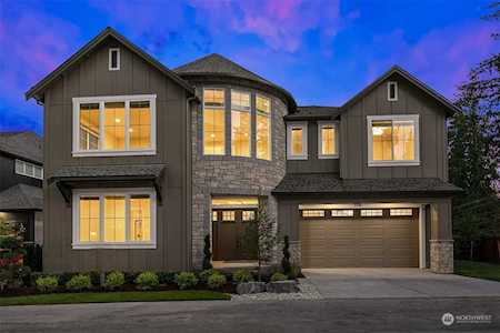 24435 NE 19th Place Sammamish, WA 98074