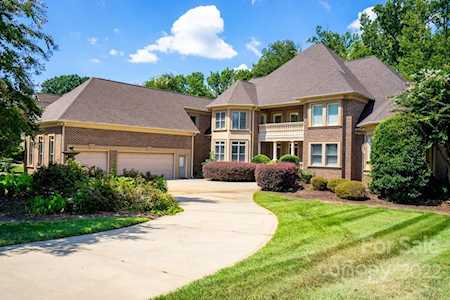 1314 Churchill Downs Dr Waxhaw, NC 28173
