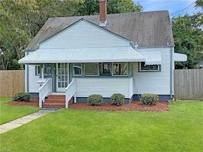 3207 Brighton St Portsmouth, VA 23707