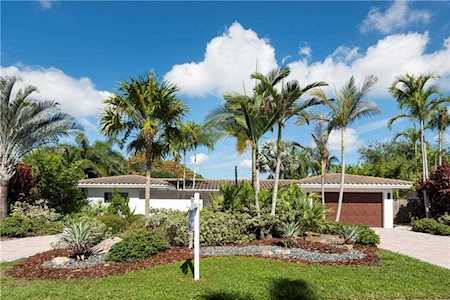2725 NE 26th Ave Fort Lauderdale, FL 33306