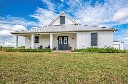6071 County Road 660 Farmersville, TX 75442