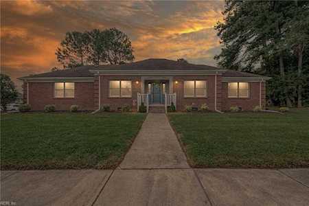 3917 Point Elizabeth Dr Chesapeake, VA 23321