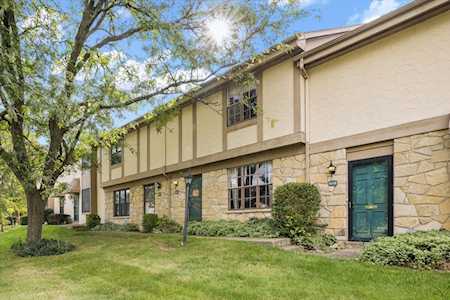 6121 Stornoway Drive Columbus, OH 43213