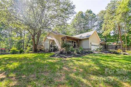1769 Sherwood Ct Sherrills Ford, NC 28673