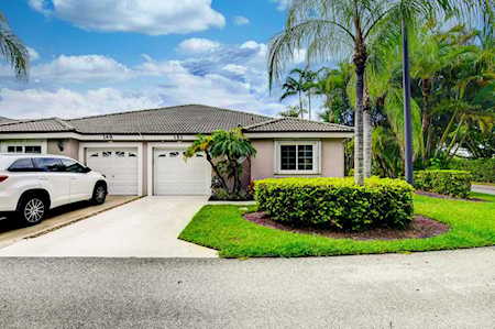 151 N Lakeshore Drive #151 Hypoluxo, FL 33462