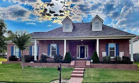 1596 Whisper Edge Cv Memphis, TN 38016