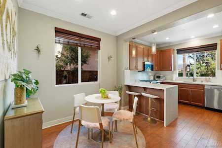 10067 Leavesly Trail Santee, CA 92071