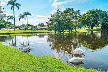 5676 Willow Creek Court Delray Beach, FL 33484