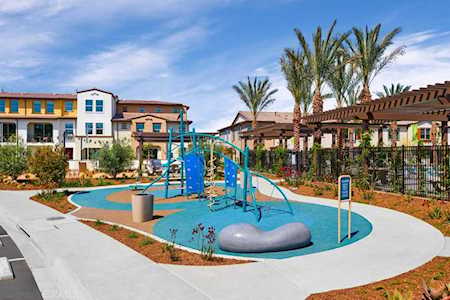 1737 Valley Oak Way Oceanside, CA 92056