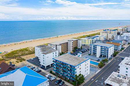 7 127th St #403N Ocean City, MD 21842