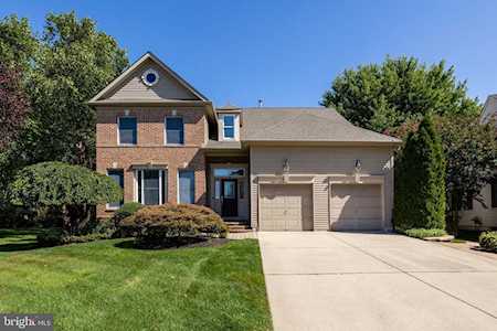 16 Kelso Ln Cinnaminson, NJ 08077
