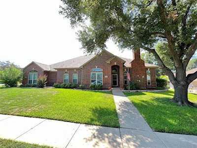 1801 Fern Court Grapevine, TX 76051
