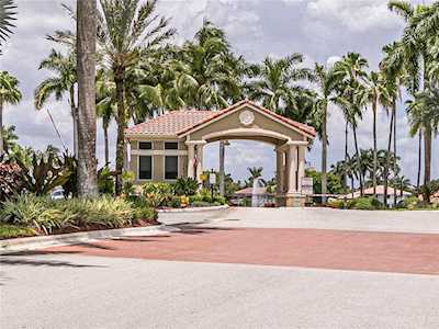 10857 Japonica Ct Boca Raton, FL 33498