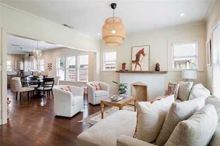 903 N Montclair Avenue Dallas, TX 75208