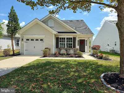 11 Brattleboro Rd Swedesboro, NJ 08085