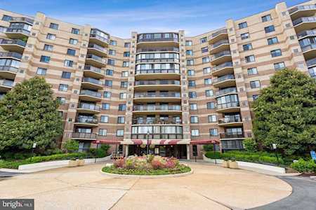 8350 Greensboro Dr #109 Mclean, VA 22102