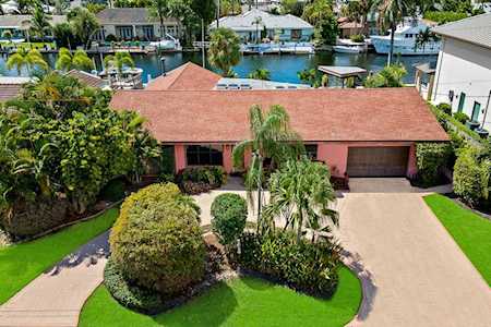 2832 NE 26th Street Fort Lauderdale, FL 33305